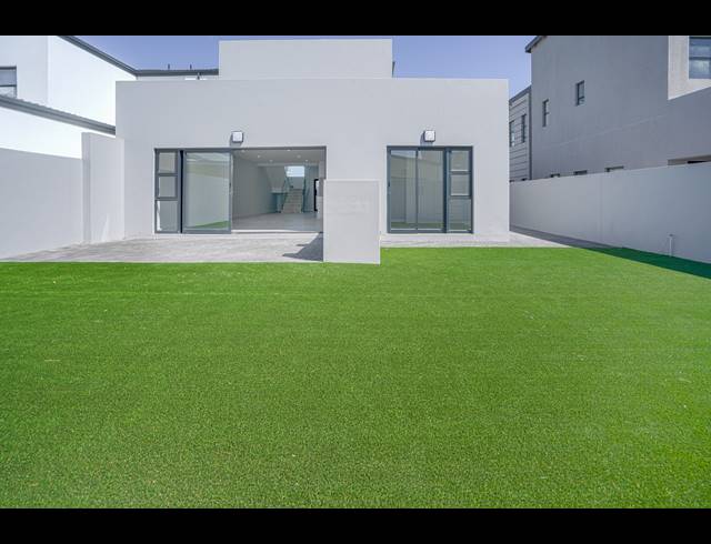 4 BEDROOM HOUSE FOR SALE IN SANDOWN